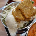 チャウタリ - ココナッツチキン