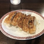 中華そば 吉吉飯店 - 焼き餃子はパリパリじゃなくてフカフカ系だったわん