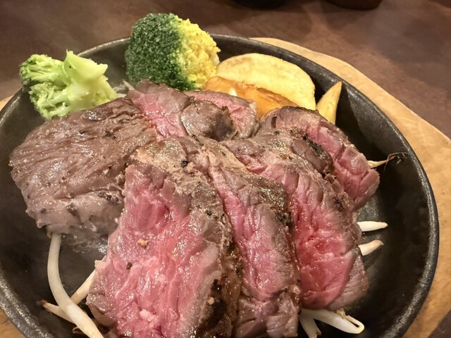 鉄板肉酒場 LOVE&29 京橋店 （ラブアンドビーフ）のご予約