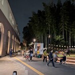 中華そば しば田 - 新宿方面へ線路沿いを歩きます。