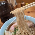 中華そば しば田 - 中細麺を選びました。
