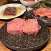 中目黒焼肉 登牛門 - 