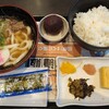 資さんうどん 和白店
