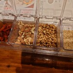 江戸東京和膳 澄 - サラダのトッピング