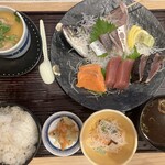 ジャンボ釣船 つり吉 - 