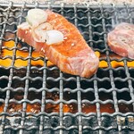 空 鶴橋総本店 - 肉が焼ける音がする　いかんいかん幻聴やわ笑
