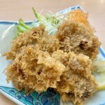 魚がし食堂はま蔵 - マンタのフライ¥400