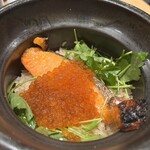 炉端ともつ煮 炎 - 