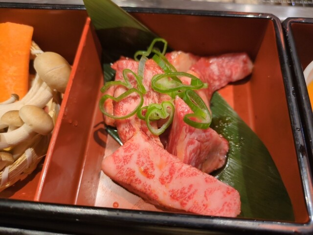 米沢牛炭火焼肉 上杉 福島店 - 桜水（焼肉）の写真