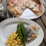 クッチーナ デル カンポ - ピザ１切食べました。