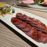 323043039 - 道産牛タンのユッケ風 1280円