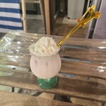 スタンド4坪らばー - レアチーズケーキ　in季節のフルーツ　いちじくをチョイスさせていただきました