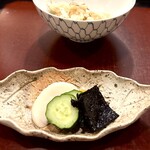 銀座 虎あら - 松茸ご飯とお漬け物