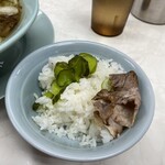 新橋ニューともちん - 青がっぱは自分でトッピングします。