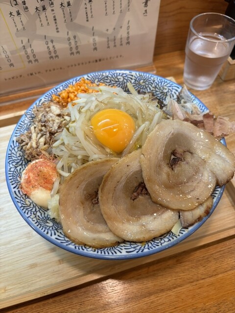 丸三角四角 （○△□） - 新町/ラーメン | 食べログ