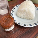 魁龍 - 魁獣みそとおにぎり。みそはラーメンに入れないでね！