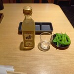 とんかつKYK - 剣菱とかデザートワイン用に紀土とか置いて欲しい所ですけれど、日本酒って美味い酒程保存難しいものね。