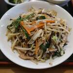 中華 光陽楼 - 肉野菜炒め定食