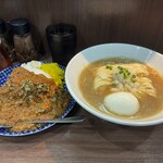ヌードル＆スパイスカレー 今日の1番 - 