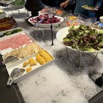 ロウリーズ・ザ・プライムリブ - 