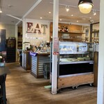 The LOAF Cafe - オシャレな店内♪