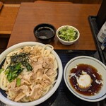 丸亀製麺 - 旨辛豚つけ汁うどんの3玉