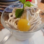 回転すし北海道 学園通り店 - モンブランサンデー