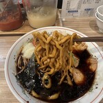 くじら食堂 nonowa 東小金井店 - 【ブラック＝自家製平打ち縮れ麺】