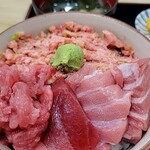 竹家食堂 - 大トロ・赤身・スキミ・ネギトロの四色ですね!