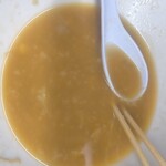 味噌ラーメンのスープ