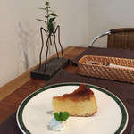 ソフィーズガーデン - ブラムリーのケーキ