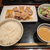 虎ノ門やまと - 鶏の唐揚げ