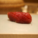 鮨 飛躍 - 鮪 赤身（握り）