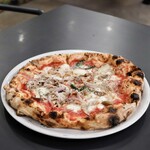 ピッツァ ジューシー - 