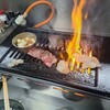 焼肉モンスターゴゴ - 料理写真:焼いてます