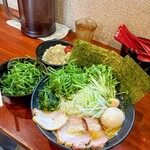 横浜家系らーめん 天王家 - 