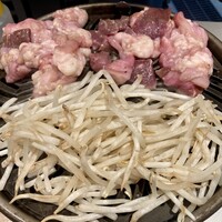 十勝ハーブ牛焼肉 MONMOM - 