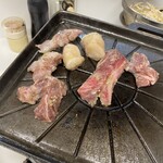 ホルモン千葉 - 塩タレのお肉