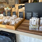 サチア ビーフストロガノフ - 店内販売　クッキー等