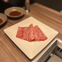 焼肉うしごろ 新宿三丁目店 - 