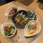 和牛と樽ワイン バレル - 前菜5種盛合わせ