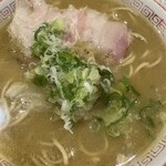 焼豚らーめん じゅんこ - 青唐そば(ラーメン700円+ねぎ増し100円)