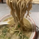 焼豚らーめん じゅんこ - 自家製ストレート中麺