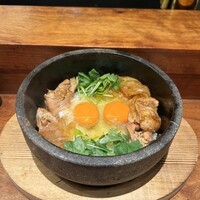 侘家古暦堂 祇園花見小路本店 - 石焼き親子丼