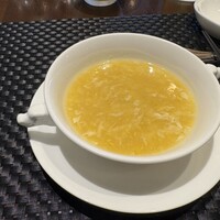 ホテルオークラレストラン名古屋 中国料理 桃花林 - 蟹入りフカヒレスープ
