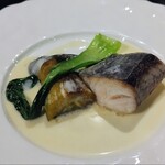 フレンチレストラン 蔦の葉 - サワラ