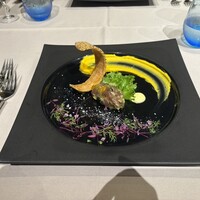 フレンチレストランReve - 鰹のタルタルに栗かぼちゃのムース三日月にして