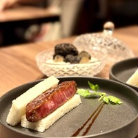 焼肉うしごろ 新宿三丁目店 - 