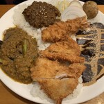 ロダン - 2種盛りのロースカツ&海老フライトッピング