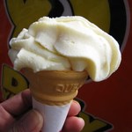 デイリーヤマザキ - 料理写真:シルクアイス・バニラ味１７５円税込